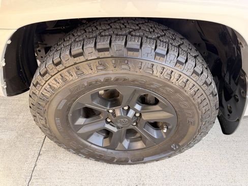 Used 2014 Toyota 4Runner SR5 Premium AWD/4WD image 18