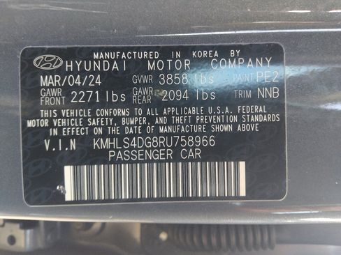 Used 2024 Hyundai Elantra SEL w/ Convenience Package FWD image 33