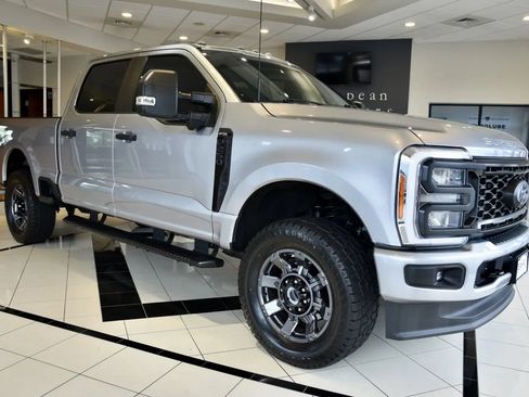 Used 2023 Ford F250 XL w/ STX Appearance Package AWD/4WD image 1