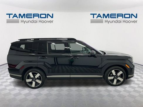Used 2025 Hyundai Santa Fe Limited FWD image 6