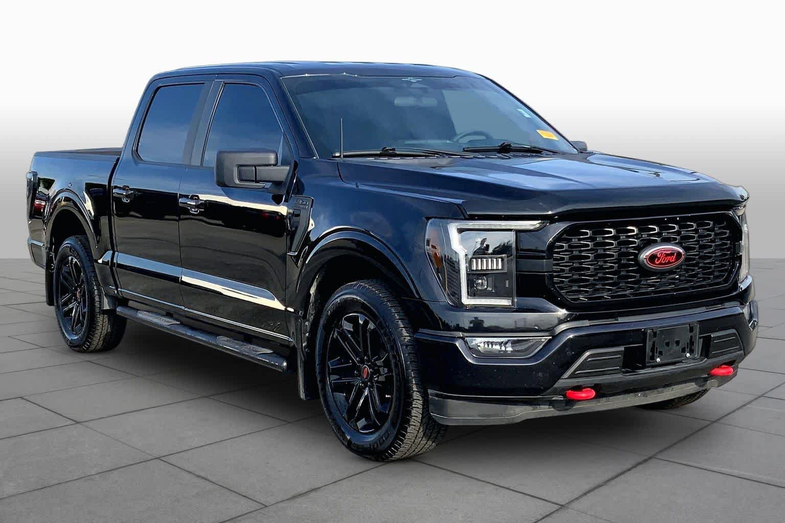 Used 2023 Ford F150 XL w/ STX Appearance Package RWD image 3