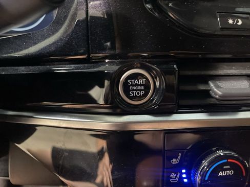 Used 2024 Nissan Pathfinder Platinum image 29