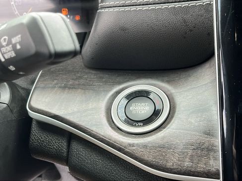 Certified 2023 Jeep Grand Cherokee Limited image 22