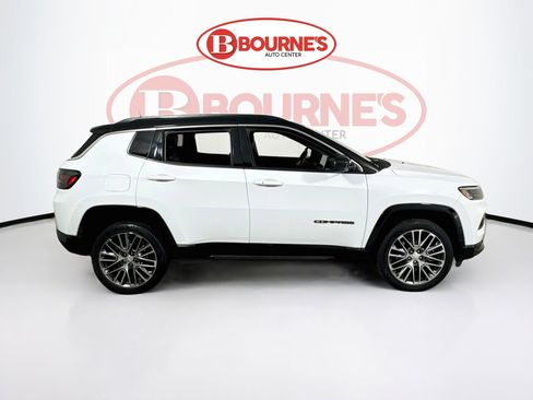 Used 2023 Jeep Compass Limited w/ Elite Group AWD/4WD image 11