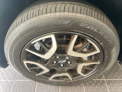 Used 2023 Subaru Crosstrek Hybrid image 5