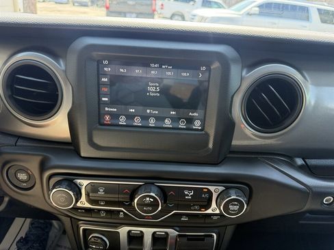 Used 2023 Jeep Wrangler Sport AWD/4WD image 40