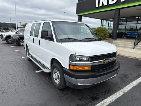 Used 2024 Chevrolet Express 2500 w/ Driver Convenience Package image 2