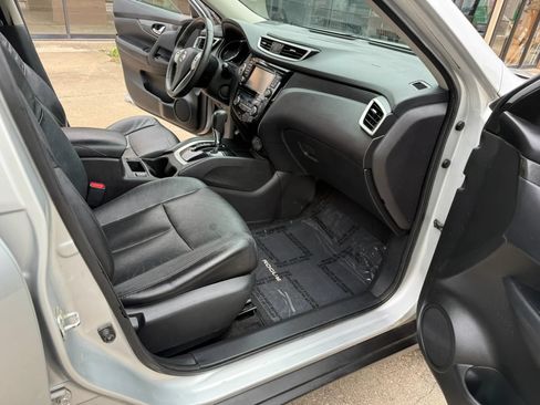 Used 2015 Nissan Rogue SL AWD/4WD image 20