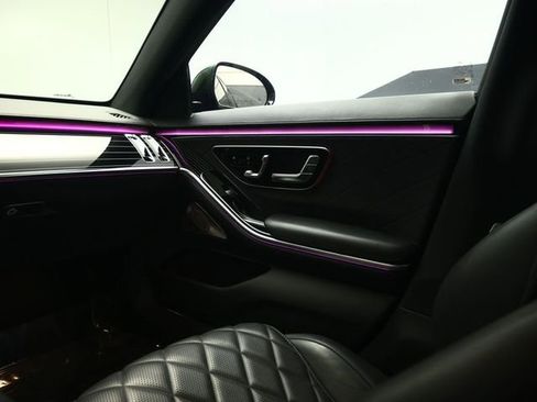 Used 2023 Mercedes-Benz S 580 4MATIC Sedan image 44