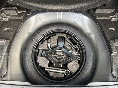 Certified 2023 Subaru Forester Limited image 33