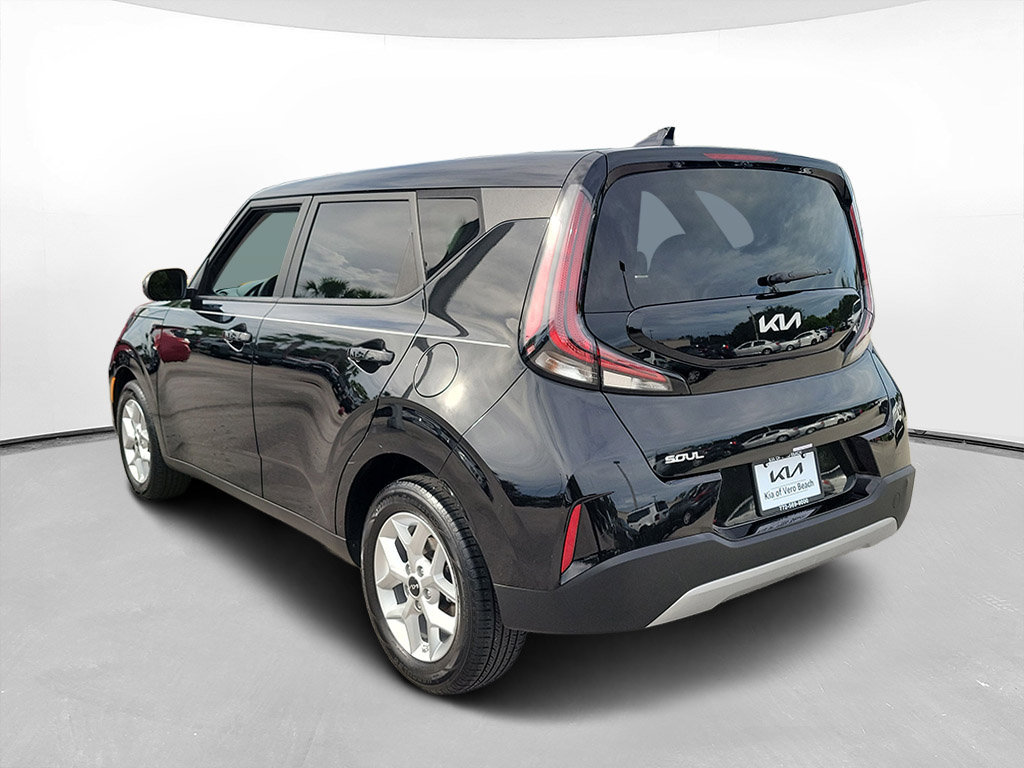 Certified 2024 Kia Soul LX w/ Option Group 015 FWD image 6