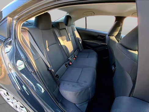 Used 2025 Toyota Corolla LE FWD image 20