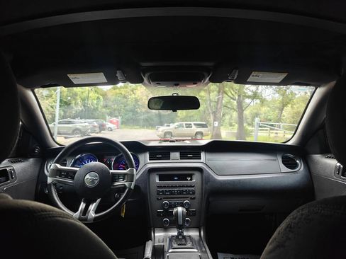 Used 2014 Ford Mustang GT RWD image 32