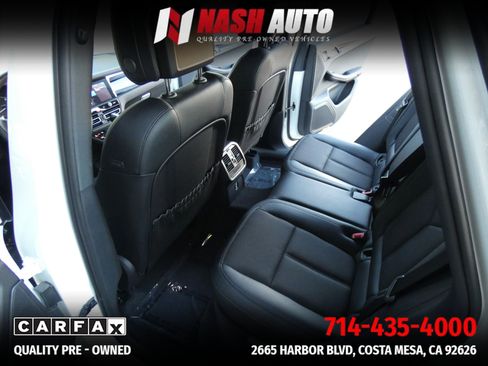 Used 2024 Porsche Macan AWD/4WD image 41
