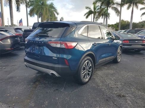 Used 2020 Ford Escape SEL image 3