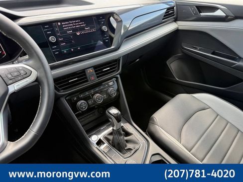 Used 2023 Volkswagen Taos SEL AWD/4WD image 39