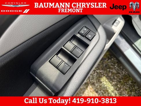 Used 2016 Honda Pilot EX-L image 11