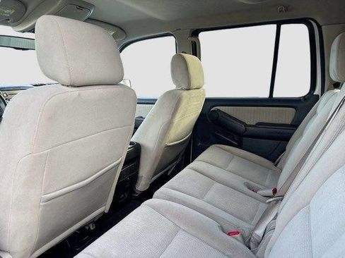 Used 2008 Ford Explorer XLT image 12