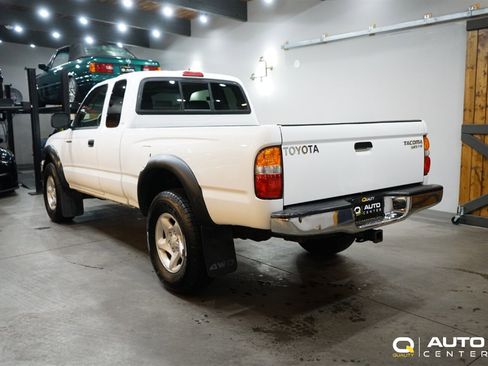 Used 2004 Toyota Tacoma 4x4 Xtracab V6 image 6