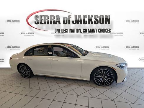 Used 2023 Mercedes-Benz S 500 4MATIC image 9