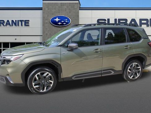 Certified 2025 Subaru Forester Limited AWD/4WD image 6