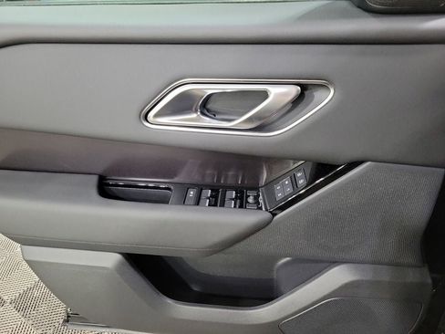 New 2026 Land Rover Range Rover Velar Dynamic SE image 14