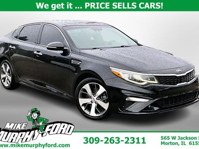 Used 2019 Kia Optima S w/ S Panoramic Sunroof Package