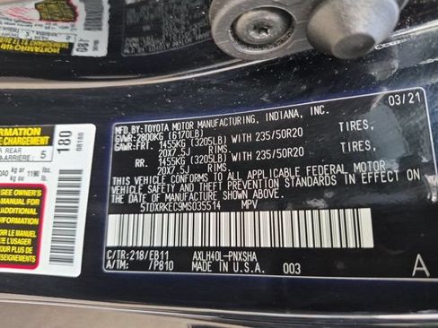 Used 2021 Toyota Sienna XSE FWD image 24