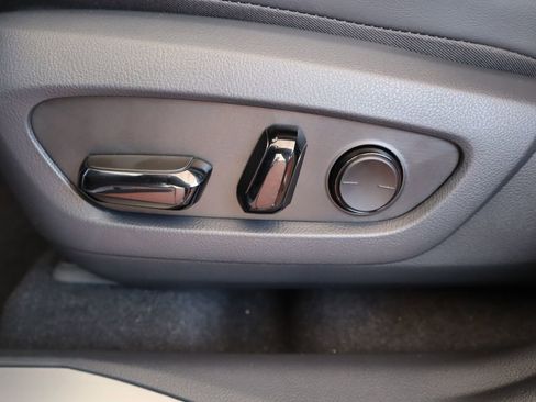 New 2026 Lexus NX 350 AWD image 36