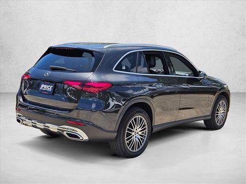 Used 2026 Mercedes-Benz GLC 300 image 5
