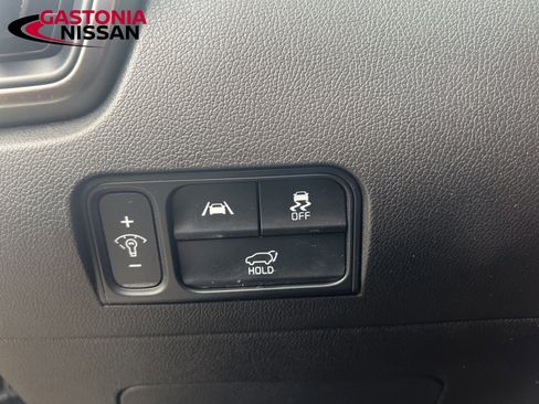 Used 2022 Kia Sorento EX image 38