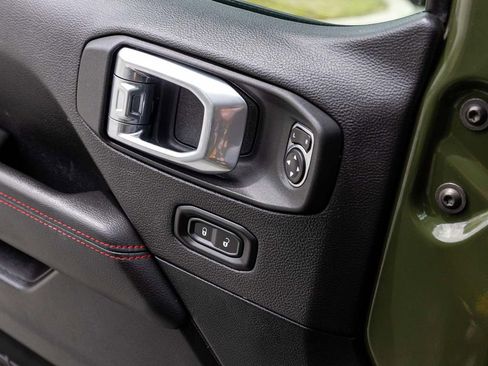 Used 2021 Jeep Wrangler Unlimited Rubicon AWD/4WD image 12