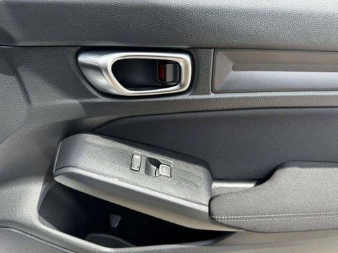 Used 2024 Honda Civic LX image 41