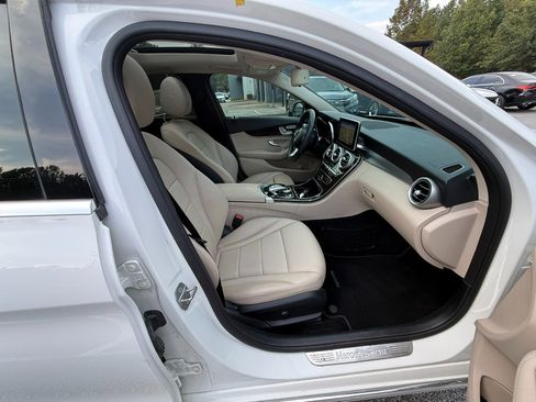 Used 2017 Mercedes-Benz C 300 Sedan image 15