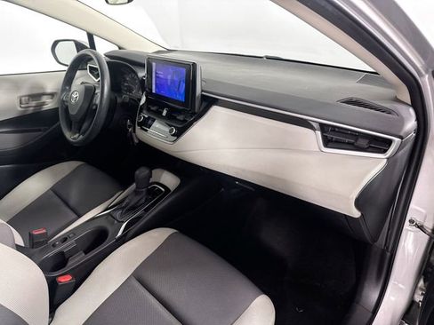 Used 2024 Toyota Corolla LE FWD image 27