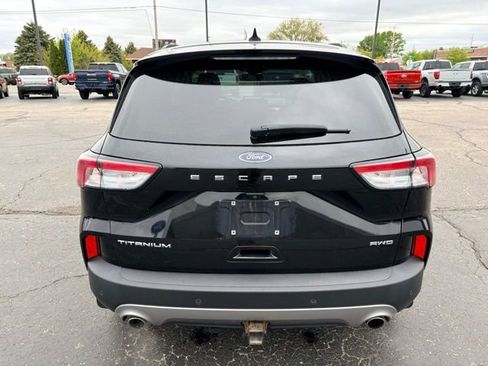 Used 2021 Ford Escape Titanium w/ Titanium Elite Package AWD/4WD image 8