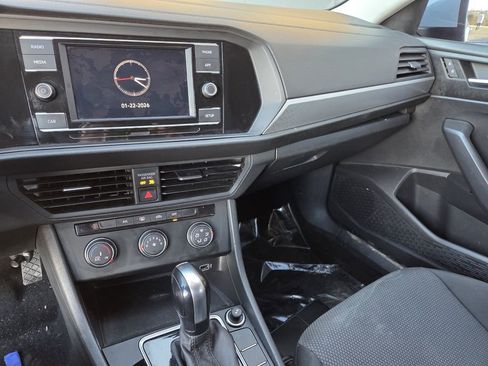 Used 2019 Volkswagen Jetta S w/ Driver Assistance Package image 14