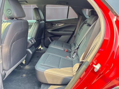 Used 2025 Chevrolet Blazer EV LT AWD/4WD image 23