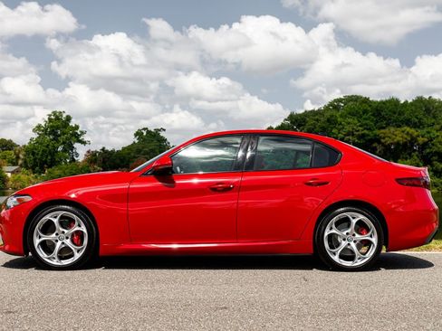 Used 2021 Alfa Romeo Giulia Ti Sport AWD/4WD image 6