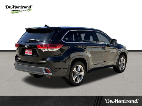 Used 2017 Toyota Highlander Limited image 5