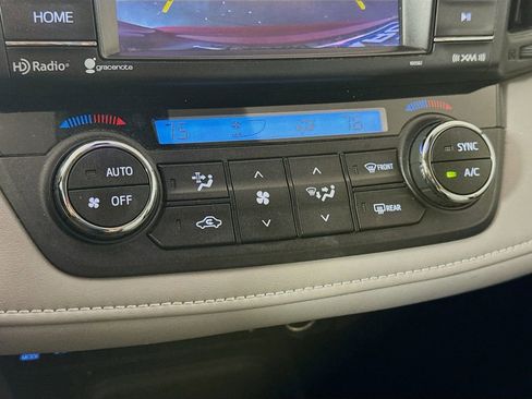 Used 2018 Toyota RAV4 XLE image 17