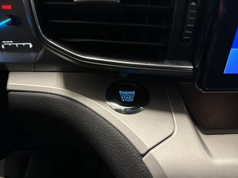 Used 2023 Ford Explorer XLT w/ Equipment Group 202A image 38