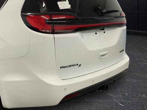 New 2026 Chrysler Pacifica Limited w/ S Appearance Package image 39