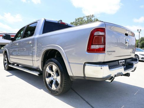 Used 2019 RAM 1500 Laramie AWD/4WD image 4