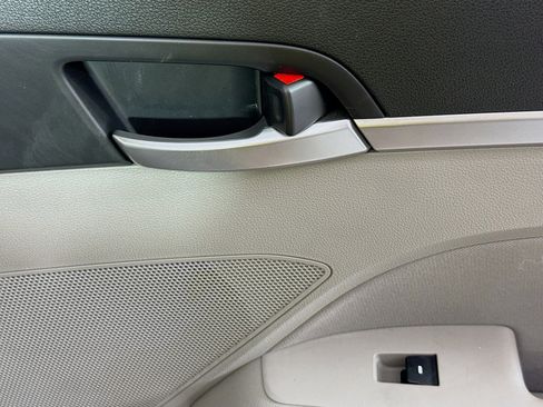 Used 2019 Hyundai Elantra SEL image 29