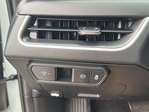 Used 2025 Kia K4 FWD image 20