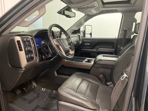 Used 2018 GMC Sierra 2500 Denali w/ Duramax Plus Package image 13