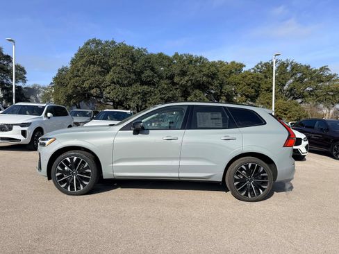 New 2026 Volvo XC60 B5 Ultra w/ Protection Package Premier image 3