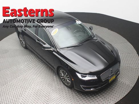 Used 2019 Lincoln MKZ Premiere image 3