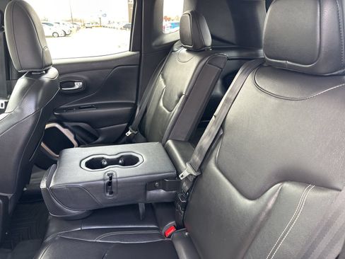 Used 2016 Jeep Renegade Limited AWD/4WD image 22